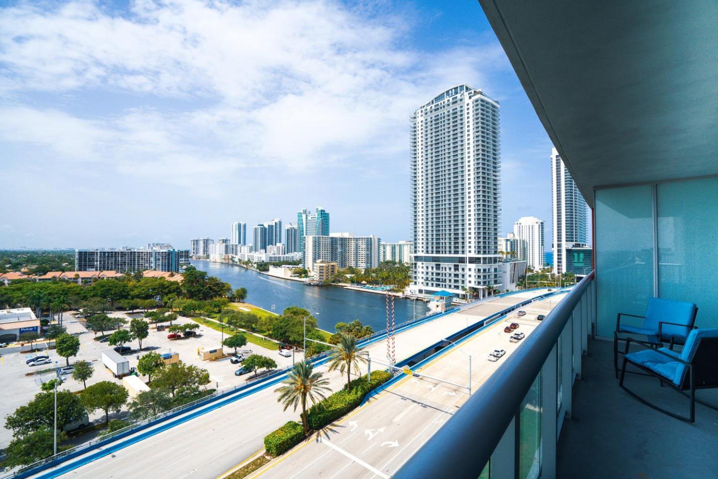 Beach Walk Plaja Hallandale Exterior foto