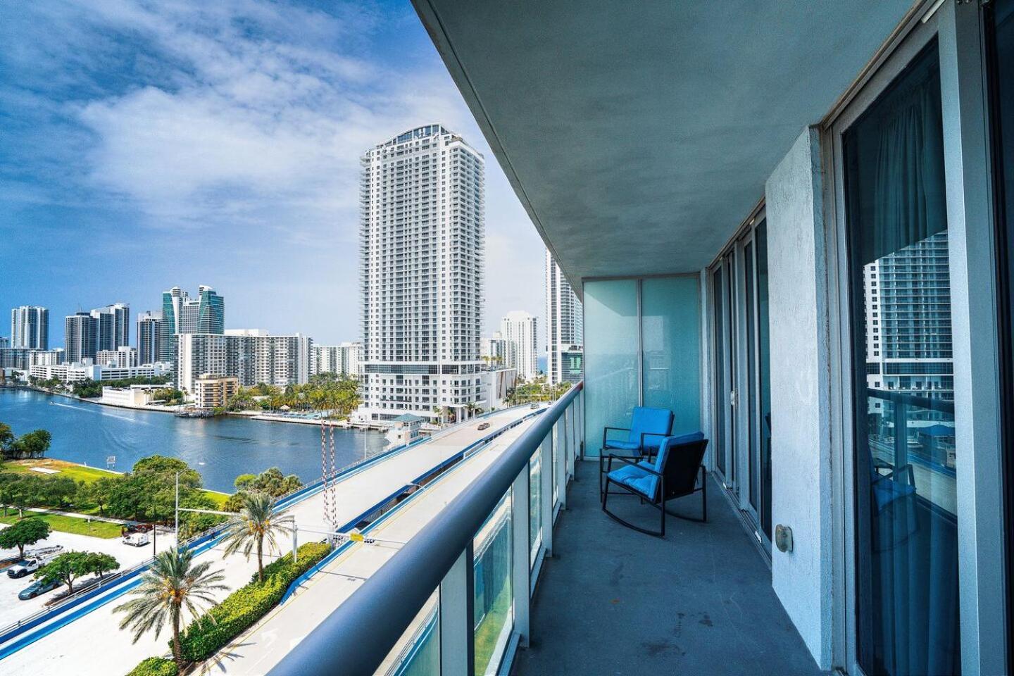 Beach Walk Plaja Hallandale Exterior foto